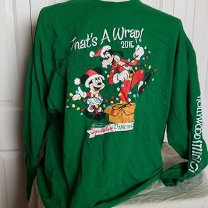 ⚘2 for $20⚘ Mickey Christmas long sleeve shirt
